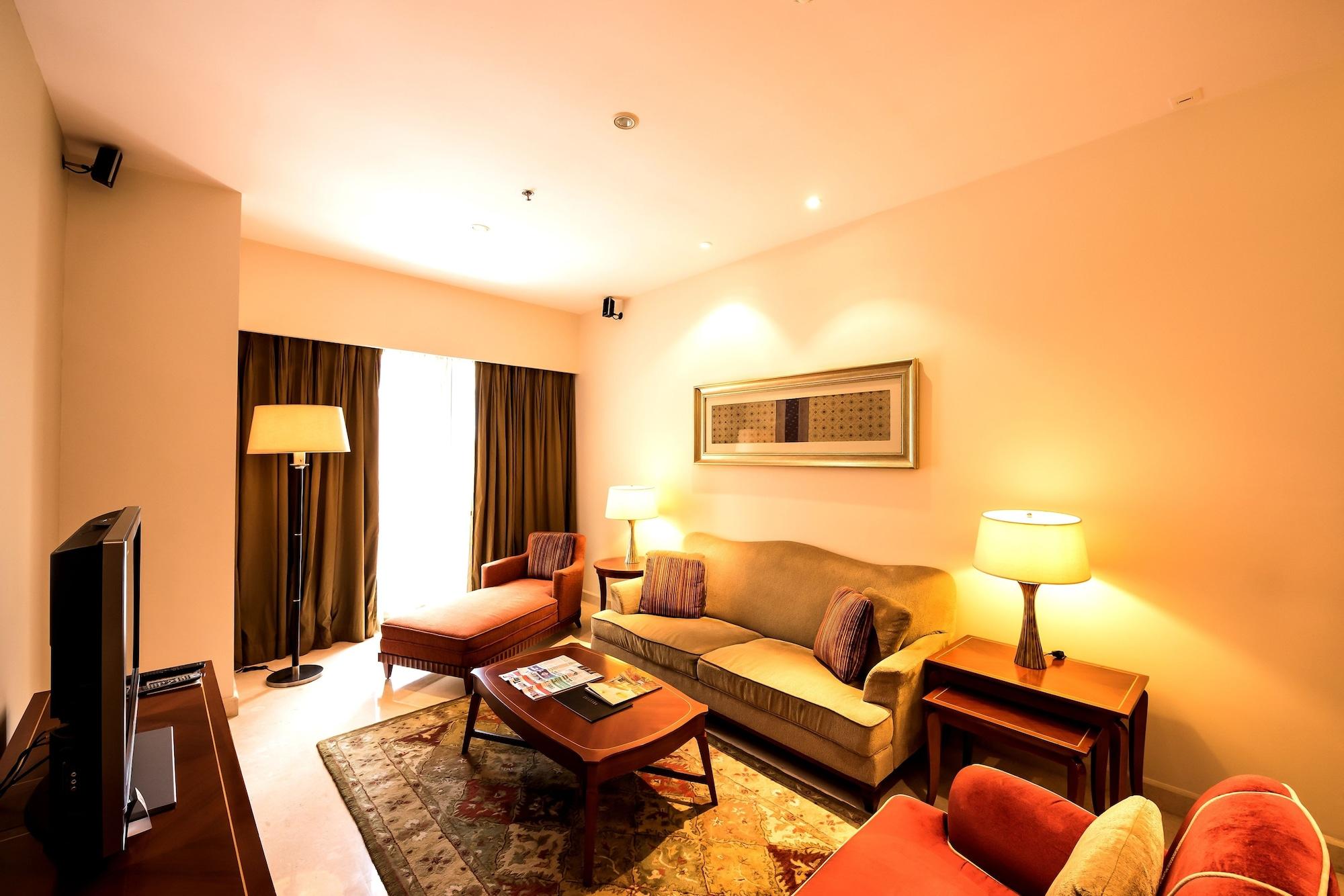 Oakwood Premier Prestige Bangalore Exterior photo