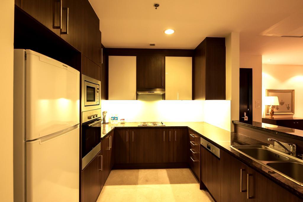 Oakwood Premier Prestige Bangalore Exterior photo